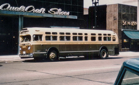 GM1952Bus.jpg