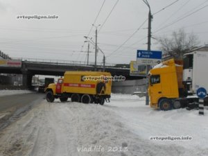 f-112342-winter-2013-03-24_16-06-04-100-4.0-1-1000-rs.jpg