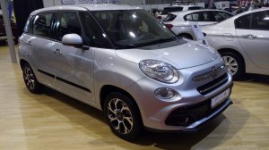 2017_Fiat_500L_Facelift.jpg