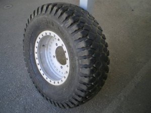 YokohamaSuperDiggerIIItire.jpg
