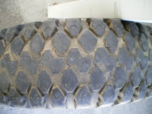 YokohamaSuperDiggerIIItreadworn.jpg