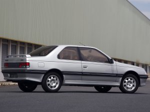 peugeot-405-coupe-01.jpg