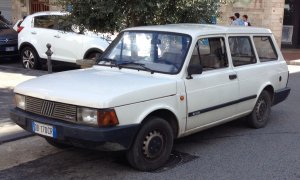 Fiat_127_Panorama.jpg