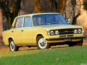 fiat_124-t-special-1970-72_r7.jpg