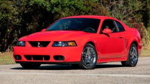 2004-Ford-Mustang-SVT-Cobra----Mecum--main.jpg