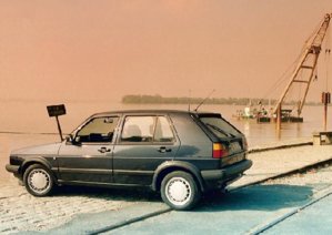 david33_1142586289_vw_golf_2_gtd_special_arriere.jpg