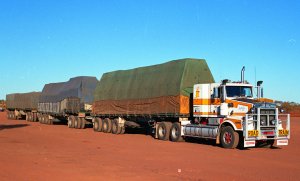 KenworthT650TripleRoadTrain.jpg