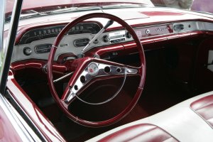 12cMDGourleyIMPALAatCARSHOWCanon1DSMk2.jpg
