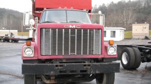 1978-gmc-brigadier-tri-axle.jpg