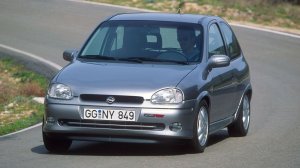 im03720-1-opel-corsa-b-gsi.jpg