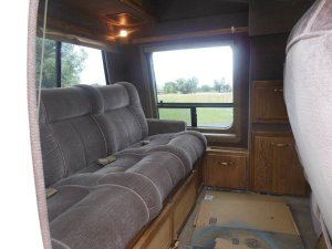 1990-Ford-E350-Dually-4.jpg