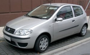 Fiat_Punto_front_20080301.jpg