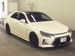 2013-Toyota-Mark-X-350S-GS-front.jpg