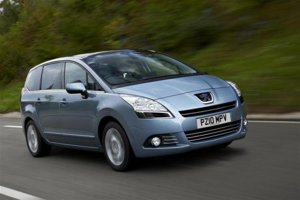 peugeot5008.jpg