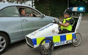 strange-police-cars-2.jpg