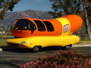 oscar-mayer-wienermobile-image-1.jpg