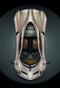 15-pagani-huayra.jpg
