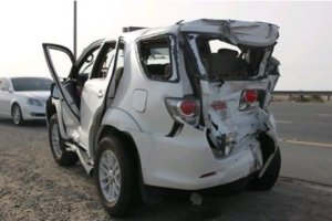 AD20120530750209-A_six-vehicle_c.jpg