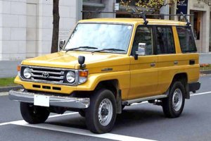 land-cruiser-70.jpg