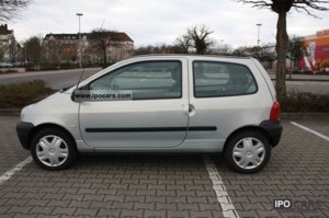 renault__twingo_1_2_authentique_2003_4_lgw.jpg