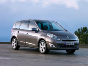 renault_grand_scenic_2010_3.jpg