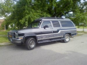 1990_suburban_geneva_conversion_01_01.jpg