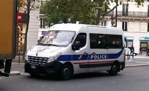 renaultmasterpolice.jpg