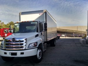 Hino238boxtruck.jpg