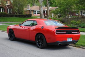 2016-Dodge-Challenger-SXT-Plus-7.jpg