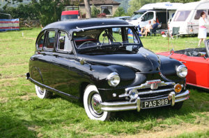 Standard_Vanguard_Phase_IA_1952_front2.jpg
