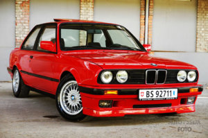 bmw-318i-e30-01.jpg