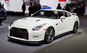 2014-nissan-gt-r-photo-489447-s-1280x782.jpg