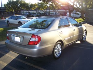2002_toyota_camry_xle-pic-38087752078288533061.jpg
