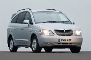 SsangYong_Rodius__12.jpg