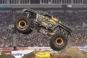 1-21_MONSTER_JAM_Max_D_Spiked_Field_Motorsports.jpg