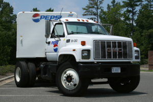2008-08-04_GMC_7500_Pepsi_truck_parked_at_CVS.jpg