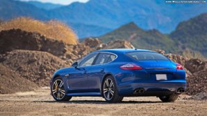 blue-porsche-panamera-turbo-s.jpg