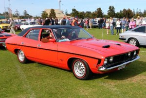 1200px-Ford_Falcon_500_Sedan_XB.jpg