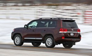 2018-toyota-land-cruiser-inline2-photo-705279-s-original.jpg