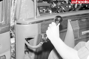 1963-mercedes-benz-600-interior-car-phone.jpg