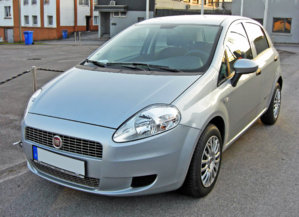 Fiat_Grande_Punto_20090402_front.JPG