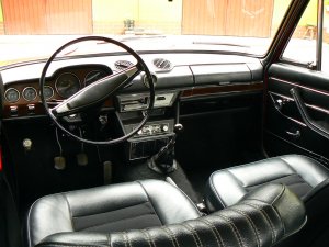 Lada21032.jpg