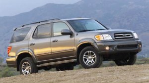 toyota-sequoia-old-stock.jpg