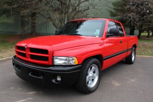 230300_Front_3-4_Web.jpg