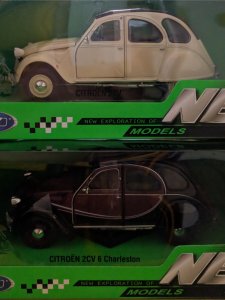 citroen_2cvs_welly.jpg