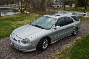 ford_taurus_sho_station_wagon13.jpg