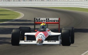 Screenshot_vrc_1988_mclaren_mp4-4_r10_hockenheimring1988_21-4-120-14-3-59.jpg