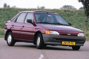 Ford-5--series--hatchback-688.jpg