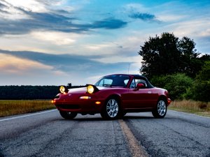 Miata-1390213.jpg