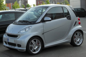 Smart_Fortwo_II_Brabus_front-1_20100911.jpg